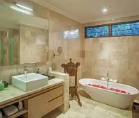 Villa Avalon III, Cuarto de baño